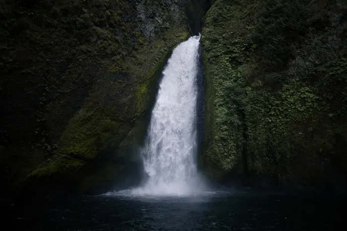 瀑布,峡谷,虫子,山峦,蛇,水