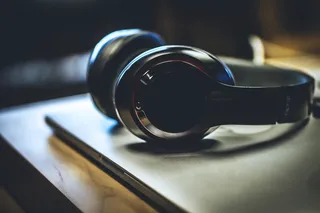 耳机,手表,摄像头,闹钟,相机,头戴式耳机