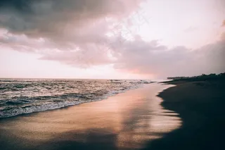 海滩，云，海岸，性质，海洋，反射，咸水，砂，海景，海岸，天空，日落，旅行，度假，视图，波，湿