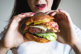 包子，小圆面包，汉堡，汉堡，吃，吃，食品，女孩，手，手，控股，女人