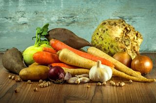 胡萝卜，胡萝卜，饮食，食品，大蒜，健康，健康，洋葱，洋葱，白萝卜，白萝卜，蔬菜，蔬菜