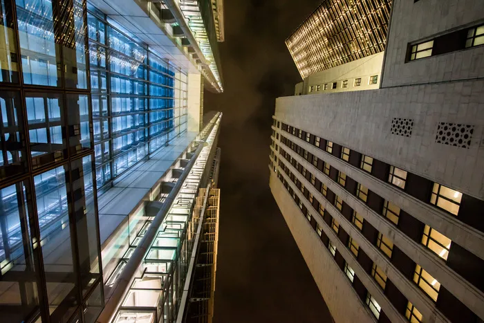 建筑，城市，混凝土，金融，玻璃，香港，九龙，天空，天际线，摩天大楼