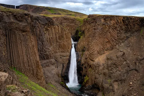 冒险，云，农村，探索，徒步旅行，冰岛，山，户外，洛矶山脉，崎,,农村，风景，天空，地形，旅游，水，瀑布