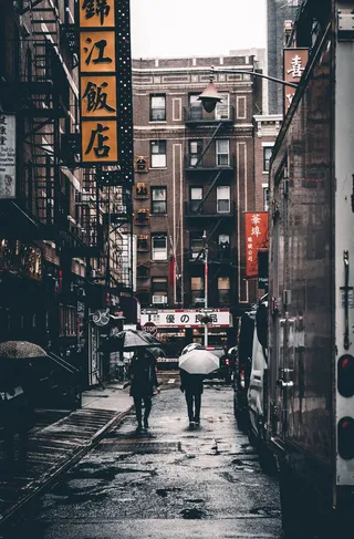 建筑物，唐人街，雨，街，城市，步行