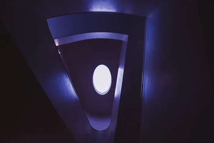 摘要，建筑
