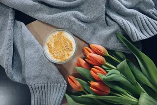 衣服，服装，咖啡，花，花，生活方式，毛衣