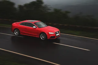 汽车，汽车，运动，运动，红色，速度