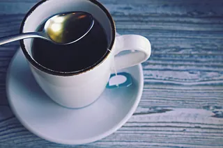 耳机,咖啡,马克杯,饮料/饮品,水壶,茶