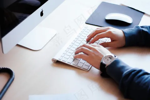 通讯，计算机，设计师，市场营销，办公室，在线，打字，网页设计，工作