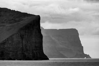 大，黑白，悬崖，云，海岸，对比度，暗，阴沉，喜怒无常，山，海洋，天空，水