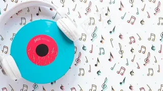 音乐概念耳机俯视图