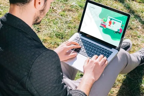 在外面工作的人