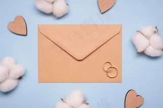 带订婚戒指的*婚礼邀请