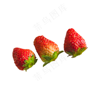 三颗草莓实拍免抠