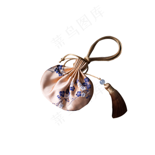 一个粉红色的小香囊