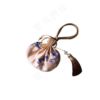 一个粉红色的小香囊