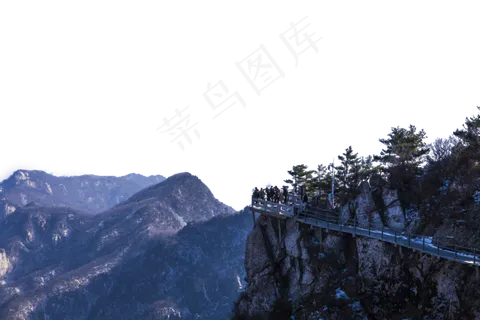 绵延起伏陡峭的大山 绵延起伏陡峭的大山