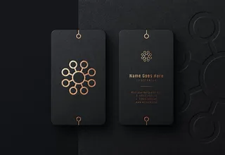 黑色名片上的豪华标志模型样机