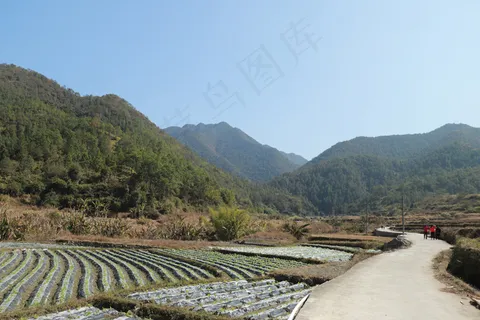 自然风光乡村农田环山风景 自然风光乡村农田环山风景