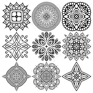 一套曼荼罗民族画。