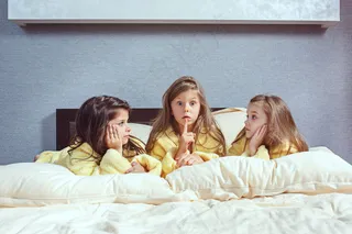 那群在床上消磨时光的女朋友