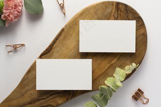 木头上的顶视图  块