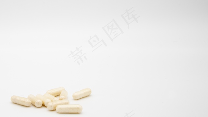 很多白色药丸