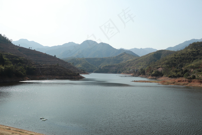 自然风光水库风景山