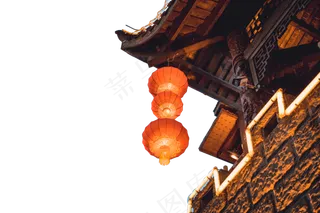 城楼火红的灯笼