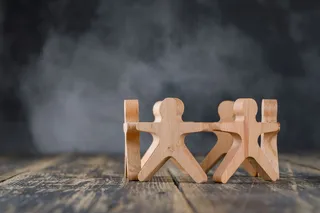 企业成功与团队合作的理念与木人侧视。