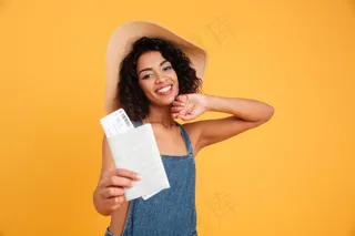 一个快乐的年轻非洲女人的画像