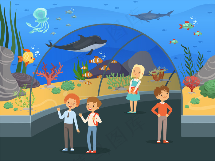 水族馆里的孩子们。家庭步行穿过水下博物馆与鱼类和藻类大水族馆坦克的
