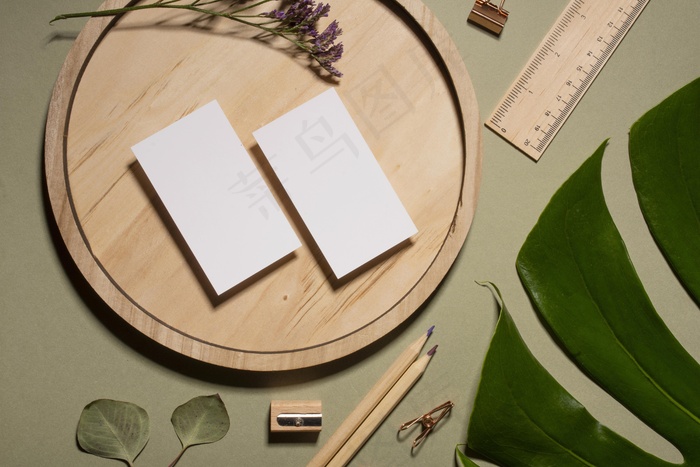 木片名片顶视图