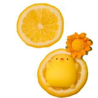 花朵装饰的黄色柠檬