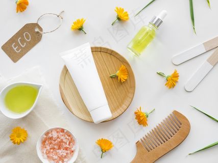 护手霜和鲜花spa护理理念