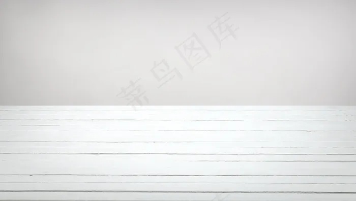 白色木桌