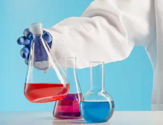 化学实验室的实验。在实验室里进行实验。