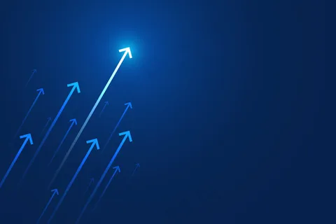 深蓝色背景上的亮箭头向上电路，带有复制空间复制插图，业务增长概念。