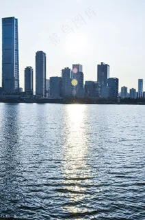 高清图片高楼大厦湖面 高清图片高楼大厦湖面