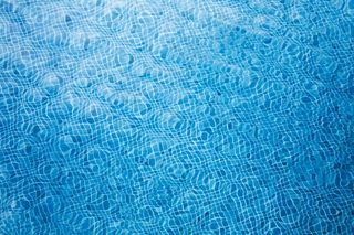 游泳池水晶水质地