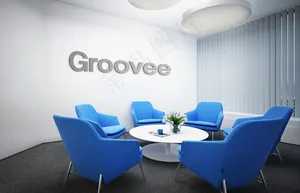 灰色三维办公室标志的模型样机在简单的经典商务室内工作空间