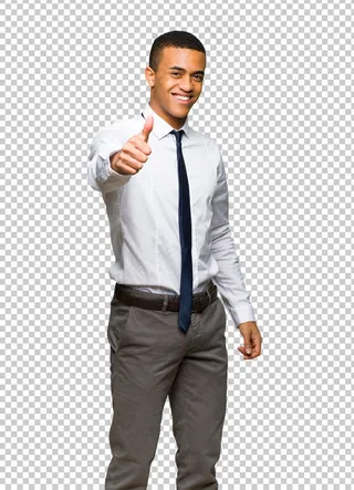 年轻的美国黑人商人竖起大拇指，因为发生了好事