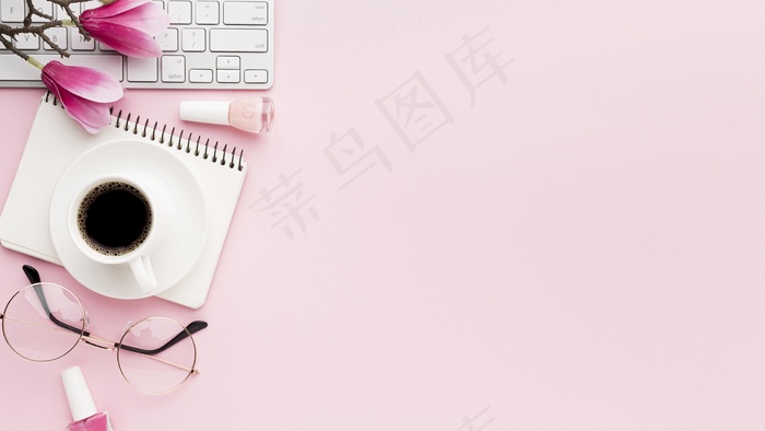 带复印空间的平放书桌物品架