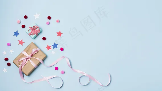 用星星和泡沫塑料做礼物