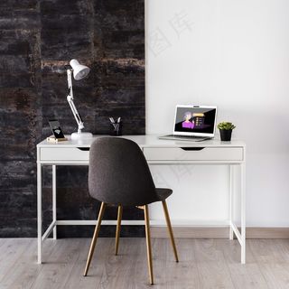 桌上的笔记本电脑模型样机