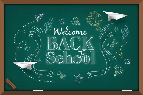 黑板返校背景