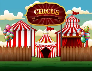 白色和红色背景的大顶马戏团帐篷