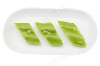 切开绿色苦瓜