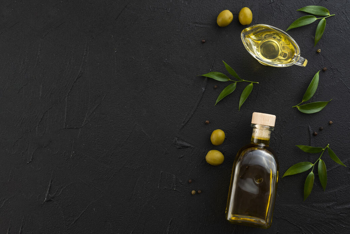 黑拷贝空间背景与橄榄油