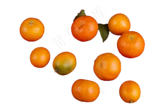 一堆新鲜美味的橘子